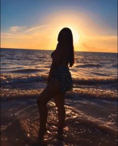 617124825: Chica busca chico en Menorca