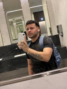 614859753: Chico busca chica en Madrid