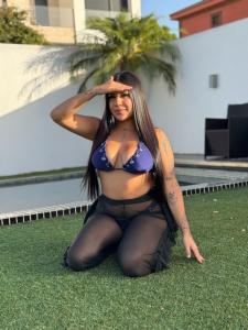 613865757: Chica busca chico en Sevilla