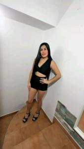 634355767: Chica busca chico en Madrid