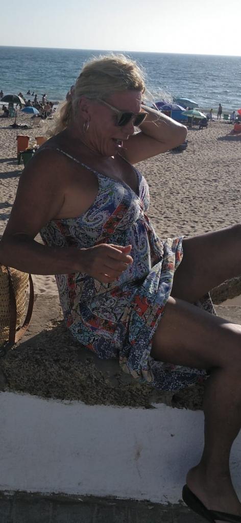 627000184: Transexual en Cádiz