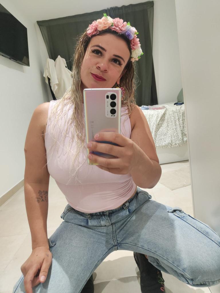 Chica busca chico en Barcelona: 