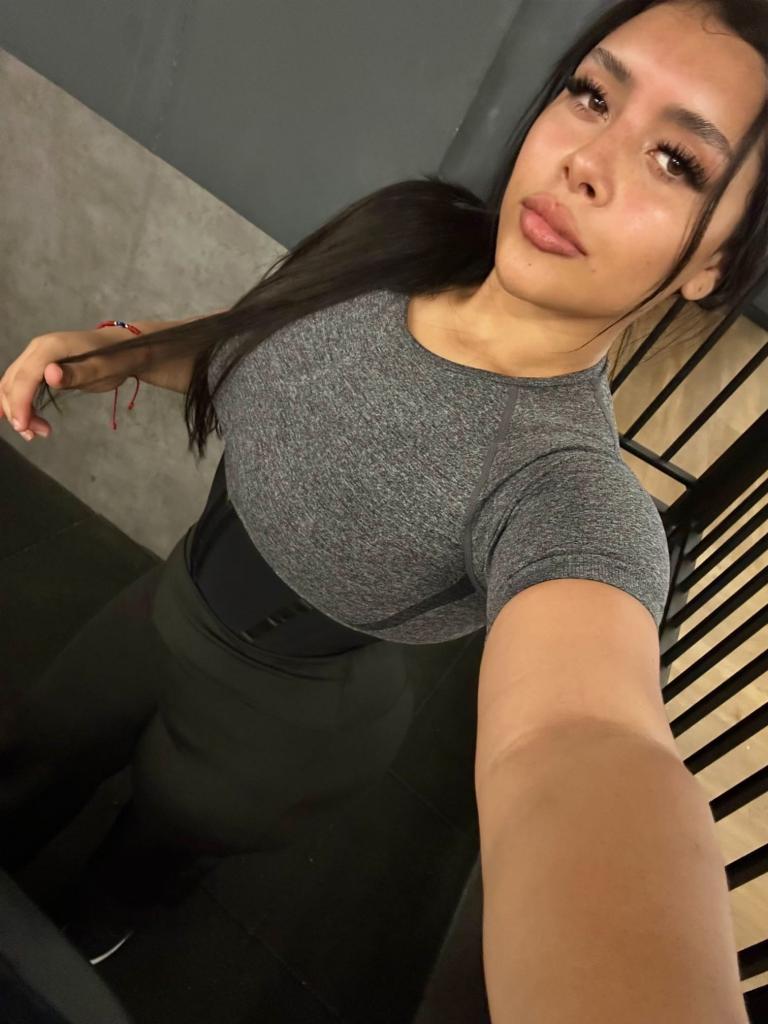 613609525: Chica busca chico en Málaga