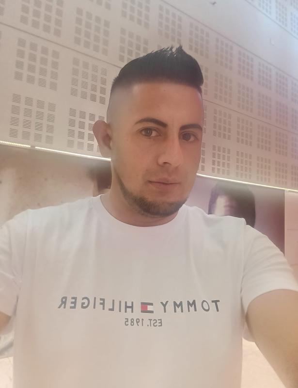 Chico busca chica en Barcelona: 