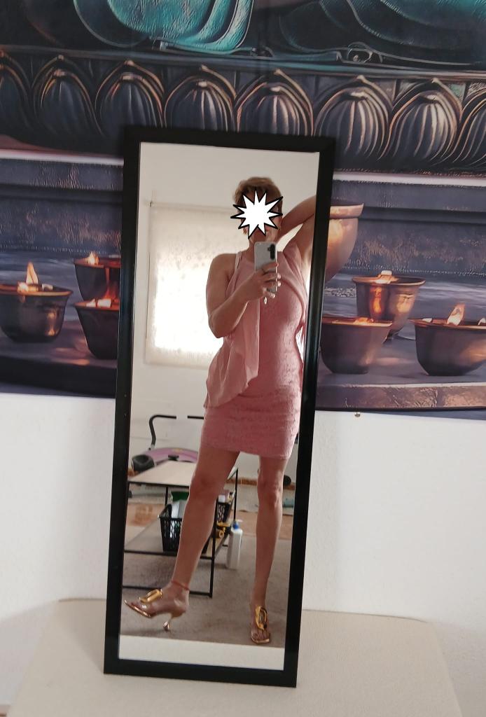 637141415: Chica busca chico en Murcia