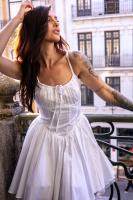 663089534: Chica busca chico en Sevilla