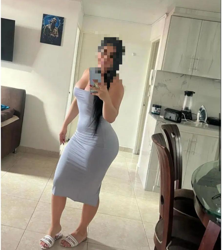 Chica busca chico en Ibiza: 