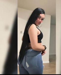 637058695: Chica busca chico en Navarra