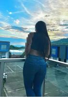 637058695: Chica busca chico en Navarra