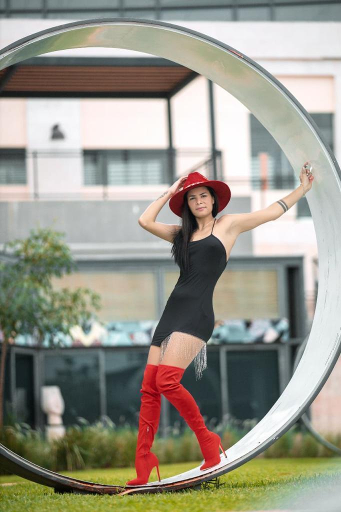 Chica busca chico en Murcia: 