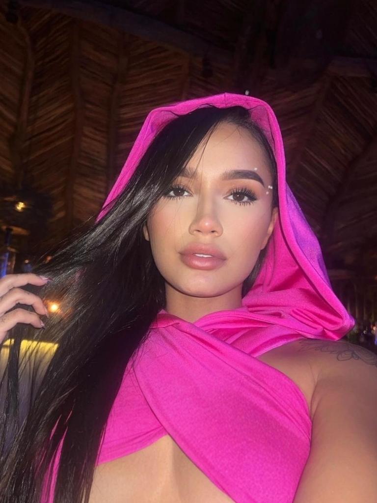 Chica busca chico en Barcelona: 