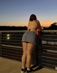 614848177: Chica busca chico en Alicante