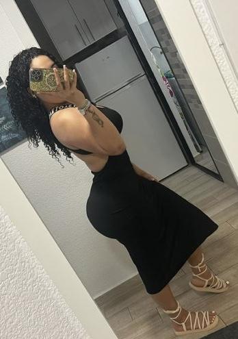 Chica busca chico en Granada: 