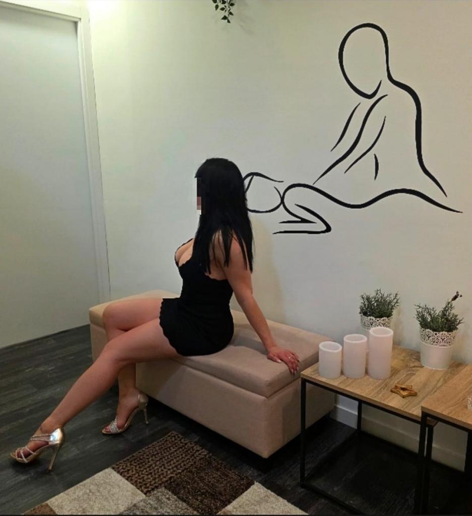 Chica busca chico en Barcelona: 