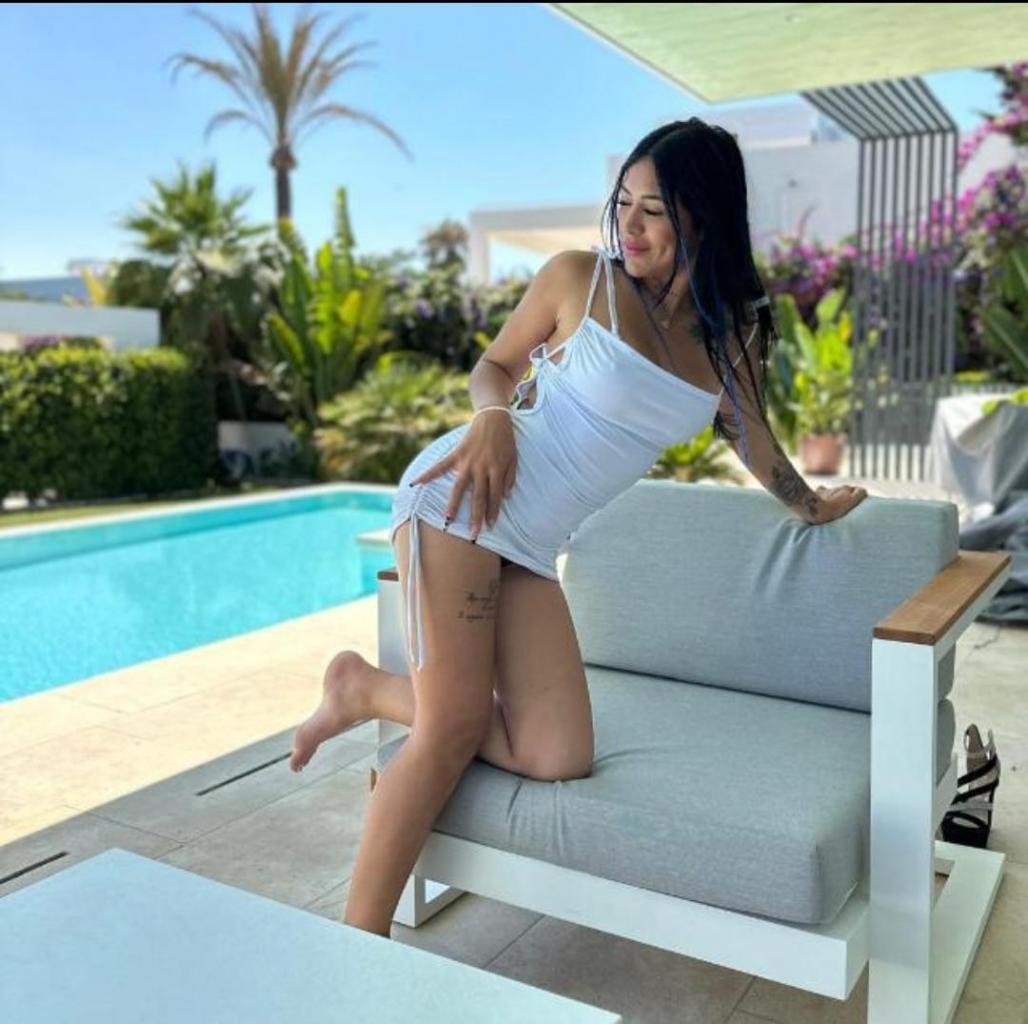 Chica busca chico en Cádiz: 