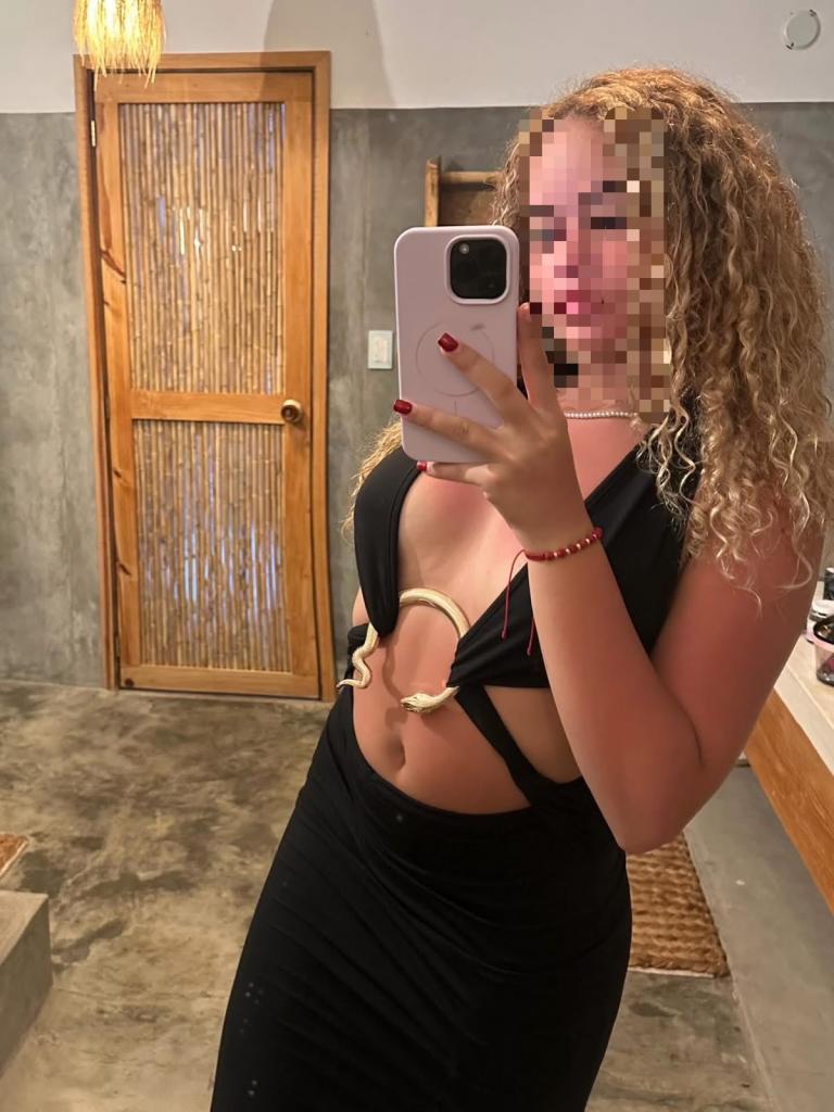 643054264: Chica busca chico en Cádiz