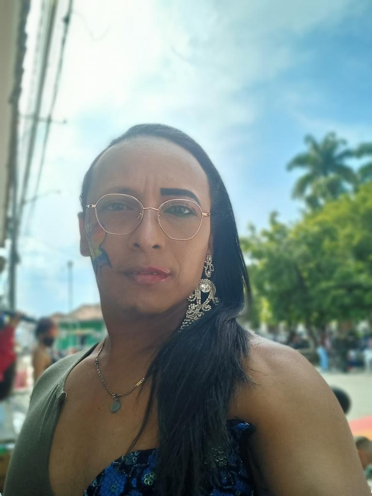 624608625: Chica busca chico en Sevilla