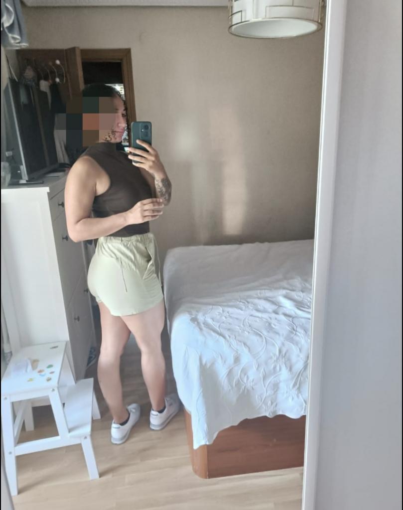 Chica busca chico en Málaga: Chica busca chico