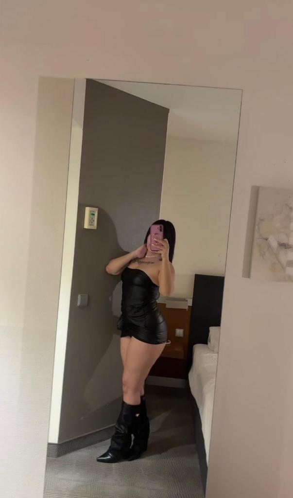 Chica busca chico en Alicante: 