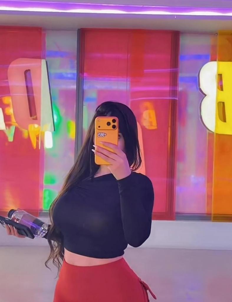 641944622: Chica busca chico en Murcia
