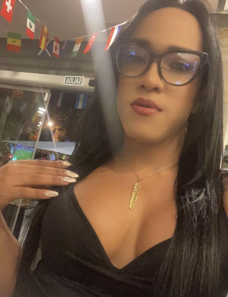 613336568: Travesti en Granada