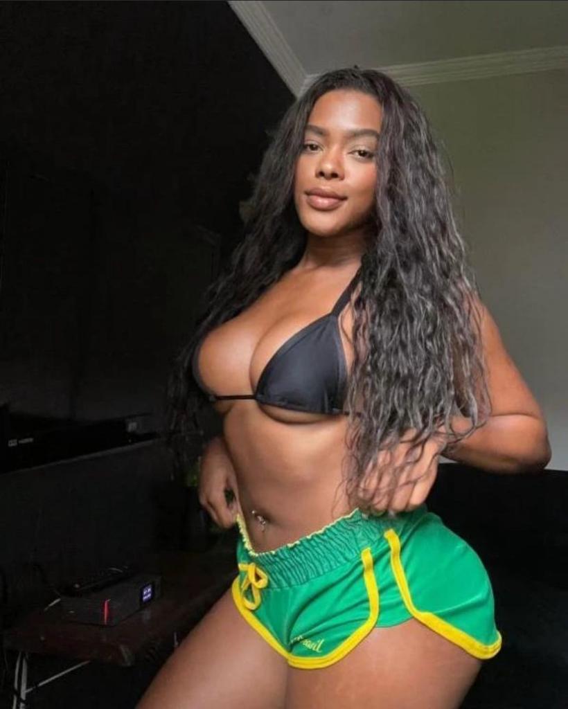 Chica busca chico en Tenerife: 