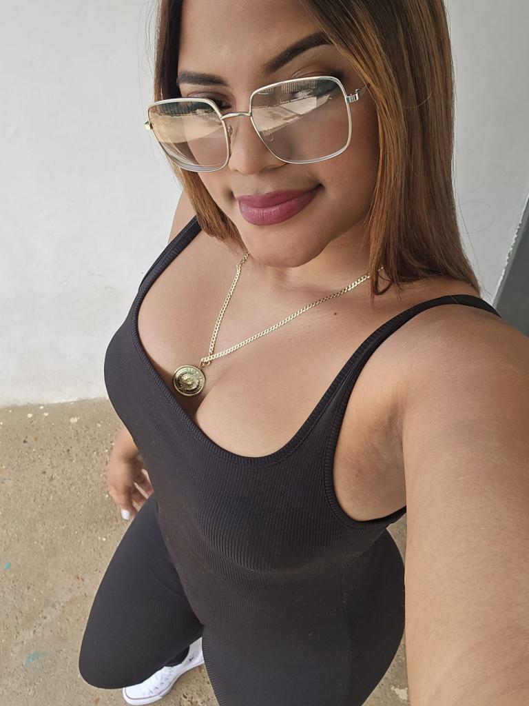 Chica busca chico en Cádiz: Chica busca chico
