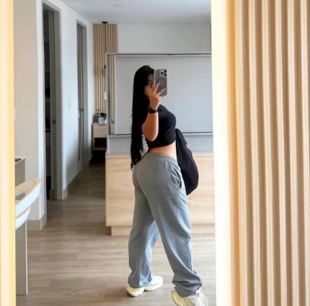 637927345: Chica busca chico en Menorca