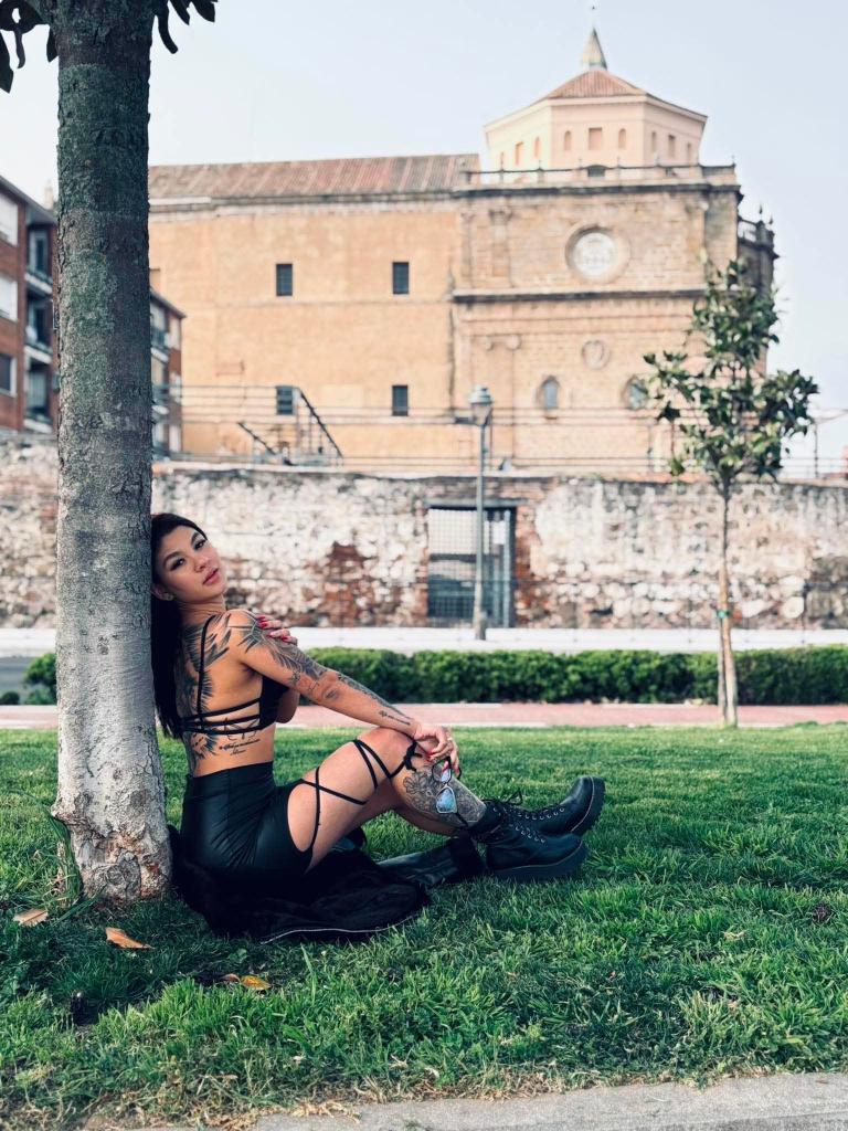 Chica busca chico en Madrid: 