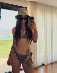 614307495: Chica busca chico en Almería