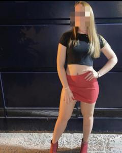 632707000: Chica busca chico en Tarragona