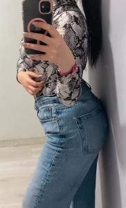 613706981: Chica busca chico en Madrid