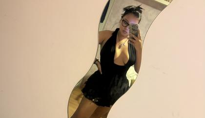657873561: Chica busca chico en Madrid