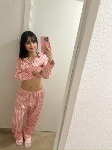 647982133: Chica busca chico en Valencia