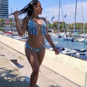 647315397: Chica busca chico en Madrid