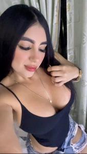 631901090: Chica busca chico en Málaga