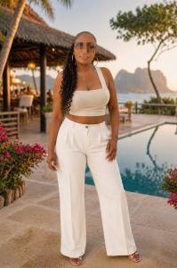 667034327: Chica busca chico en Alicante