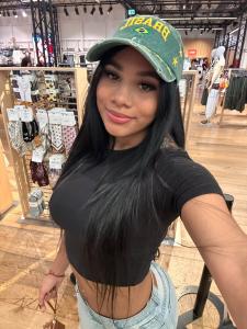 617746381: Chica busca chico en Madrid