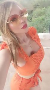 745019115: Chica busca chico en Lérida