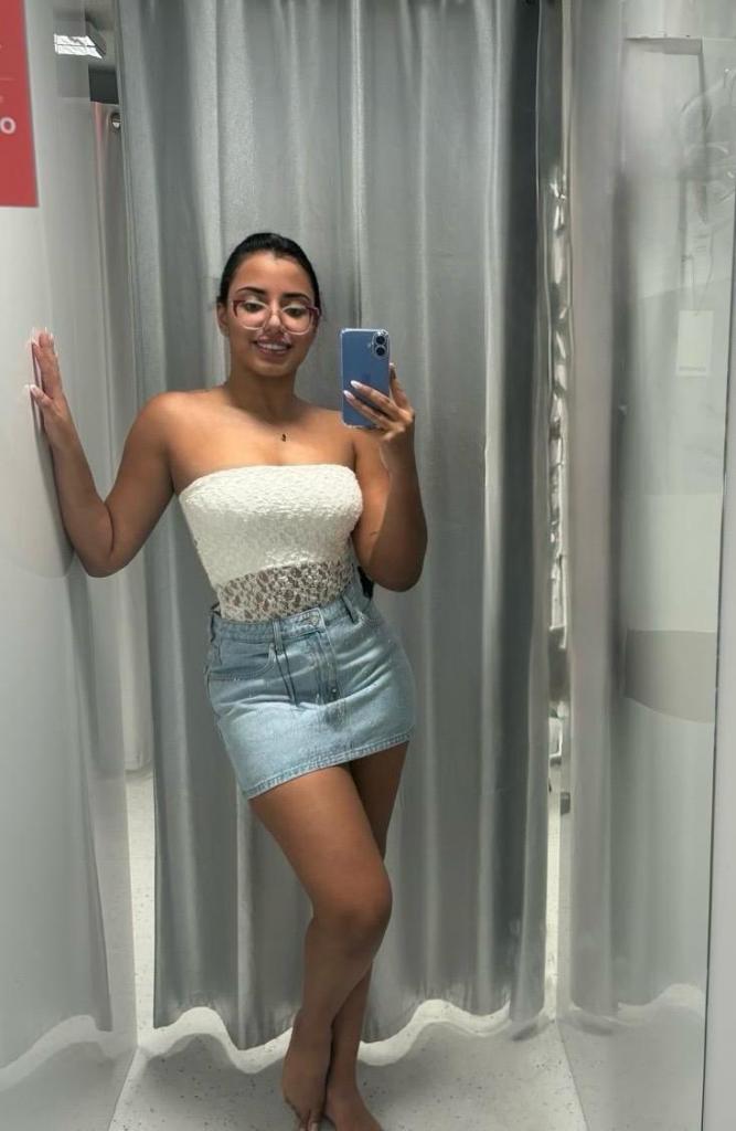 Chica busca chico en Almería: 