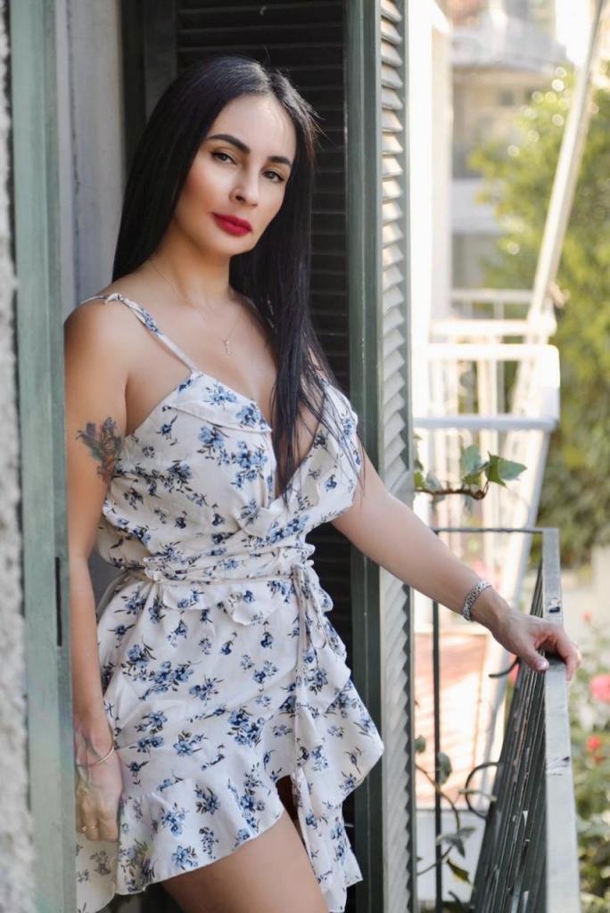 Chica busca chico en Valencia: Chica busca chico