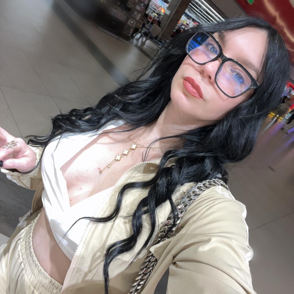 612254937: Chica busca chico en Madrid