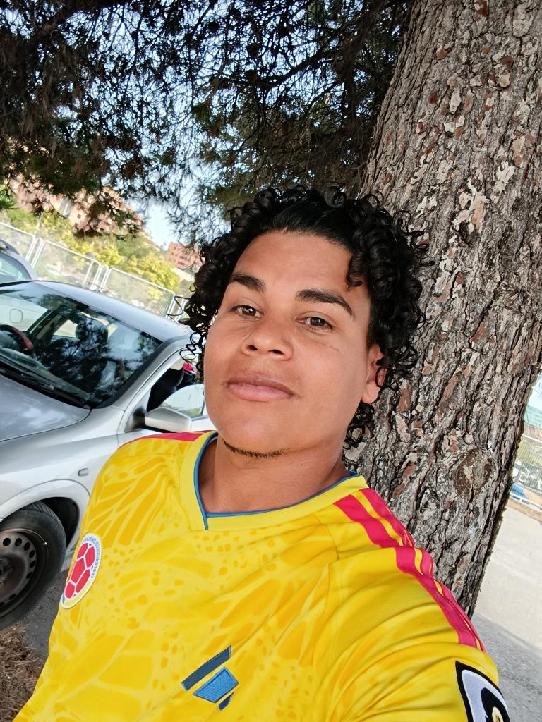 627872932: Chico busca chica en Alicante