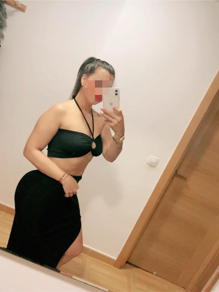 613560468: Chica busca chico en Murcia