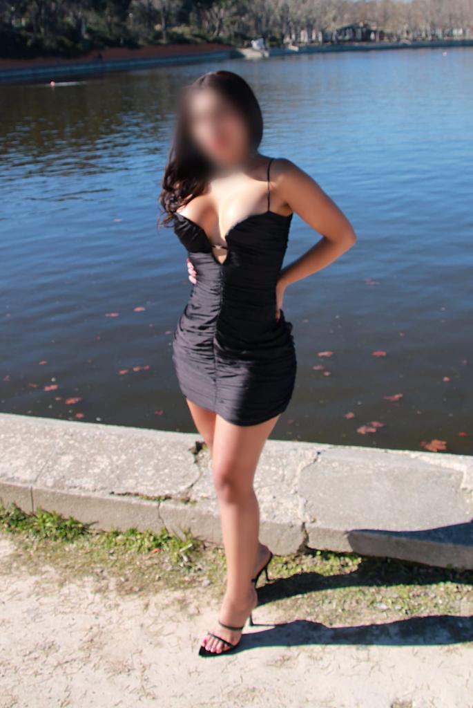 613388837: Chica busca chico en Murcia