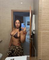 602015332: Chica busca chico en Almería