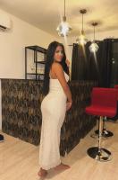 647315397: Chica busca chico en Madrid