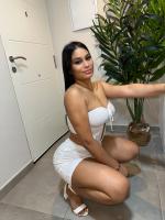 662075771: Chica busca chico en Cádiz