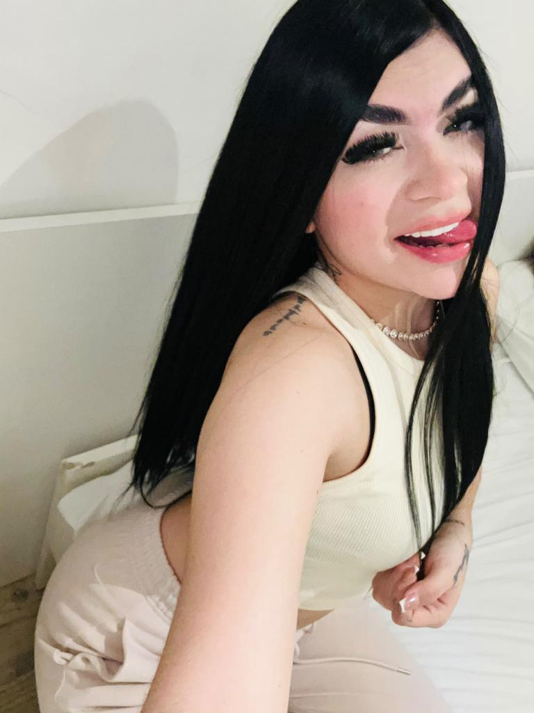 627951979: Chica busca chico en Madrid