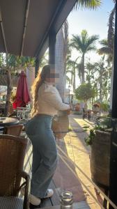 613274700: Chica busca chico en Tenerife